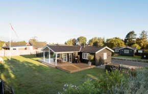 Nice Home In Hadsund With Wifi Hadsund